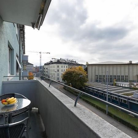 Very Spacious Studio In City Center - Parkview 4 Zürich Kültér fotó